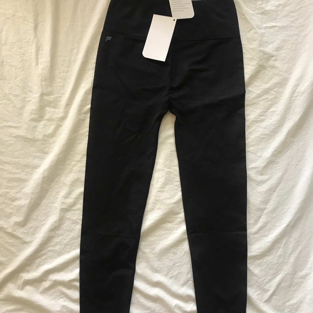 NEW Fabletics Seamless Leggings